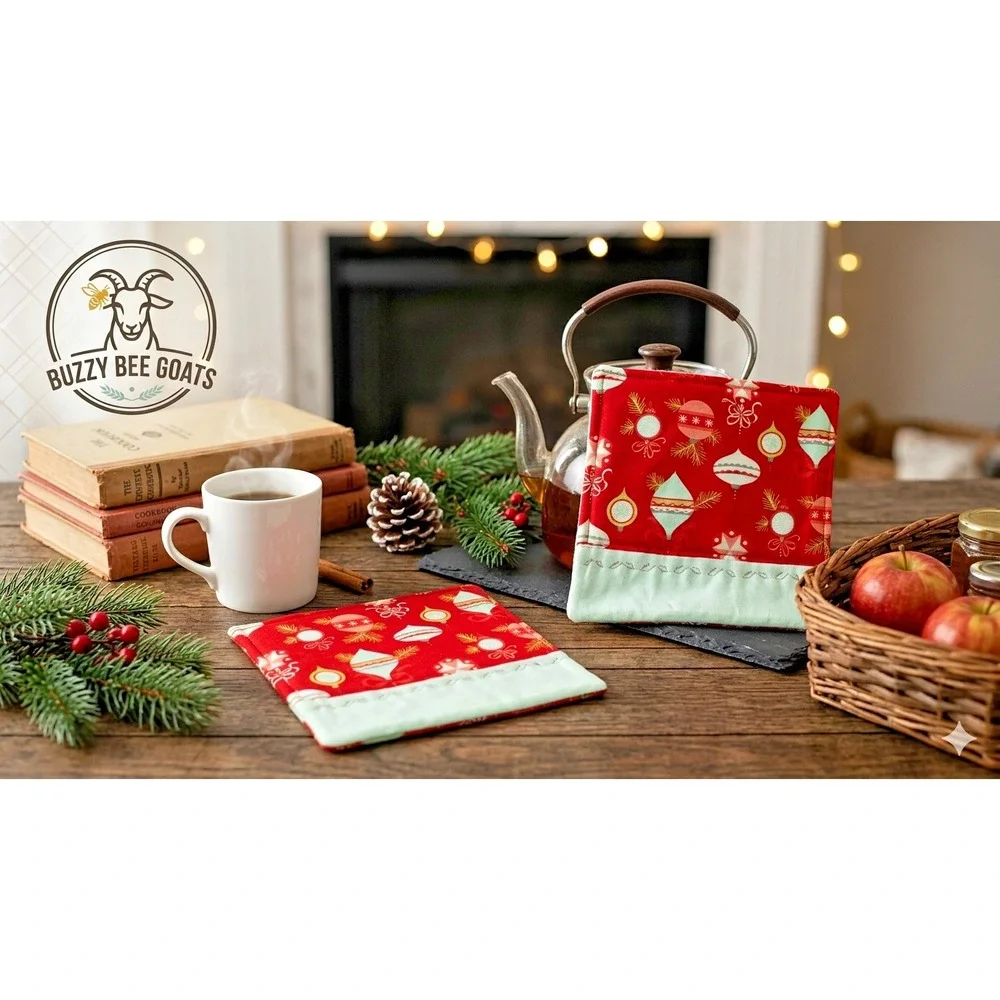 CHRISTMAS POT HOLDERS RED GREEN 100% COTTON KITCHEN HOT PADS NEW NO TAGS